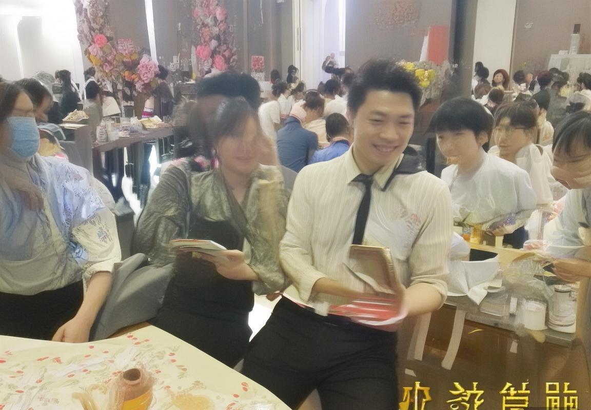 2018年国际赛场焦点：瑞士对日本对决精彩回顾